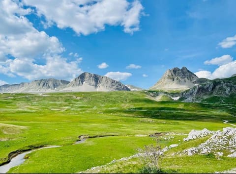 Guest house Lena Lukavica House in Montenegro