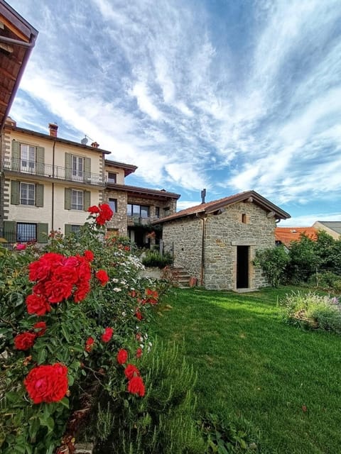 Property building, Garden, Garden