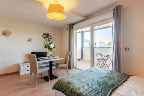 Living room, Bedroom