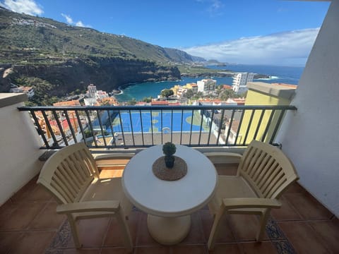 Balcony/Terrace, Mountain view, Sea view