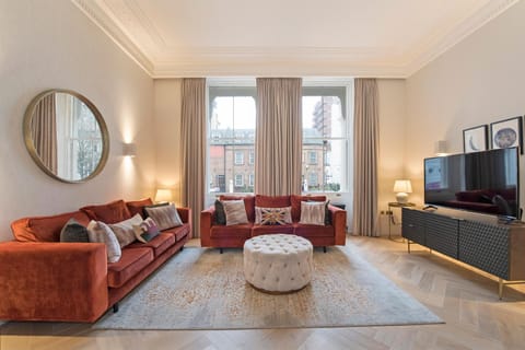 Communal lounge/ TV room, Living room