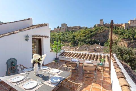 Day, Natural landscape, View (from property/room), Balcony/Terrace, Living room, Dining area