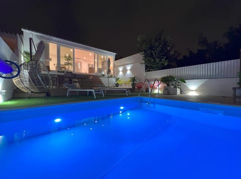 Night, Swimming pool