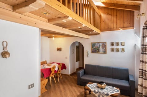 Appartamento Cinzia Apartment in Moena