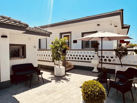 Property building, Garden