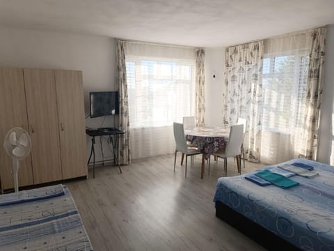 Prima Guest House 2 Bed and Breakfast in Varna