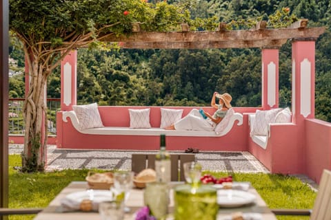 Spring, Day, Garden, Balcony/Terrace, Dining area, Garden view