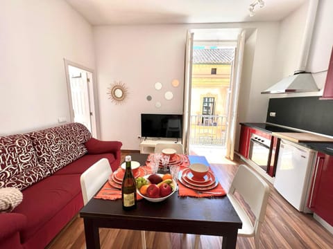 Food and drinks, Dining area