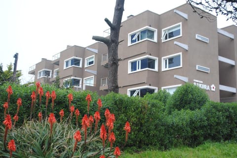 Neighbourhood, Natural landscape