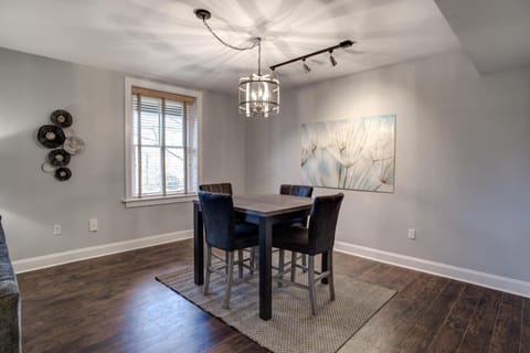 8 Village Lane 200 House in Biltmore Village