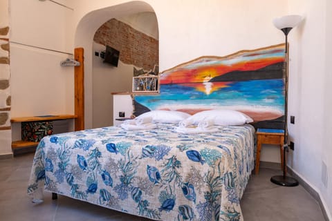 Bed, TV and multimedia, Bedroom, air conditioner