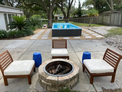 Patio, Swimming pool