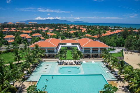 Property building, Nearby landmark, Day, Natural landscape, Beach, Mountain view, Pool view, Sea view, Swimming pool, sunbed