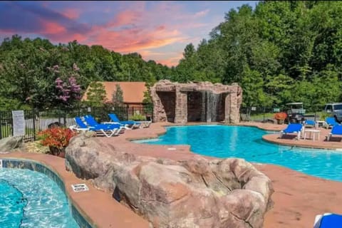 Pool view, Swimming pool