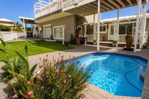 Property building, Patio, Spring, Day, Garden, Garden view, Pool view, Swimming pool