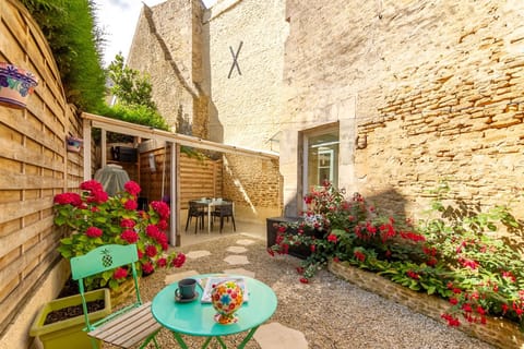 Property building, Patio