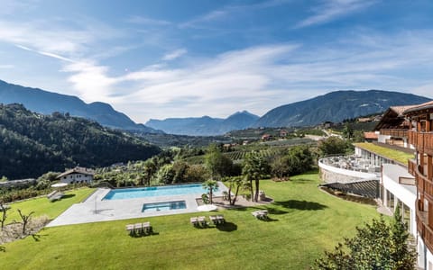 Natural landscape, Swimming pool