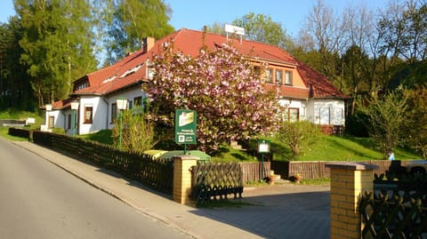 Facade/entrance, On site