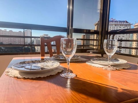 Balcony/Terrace, Food and drinks, Dining area, Drinks