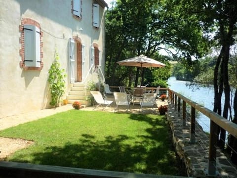 Patio, Natural landscape, Garden, Garden, Balcony/Terrace, Garden view, Lake view, River view