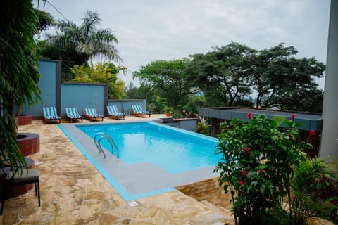 Garden, Swimming pool