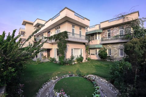 Property building, Garden view
