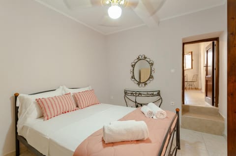 Bed, Photo of the whole room, Bedroom, towels, wardrobe