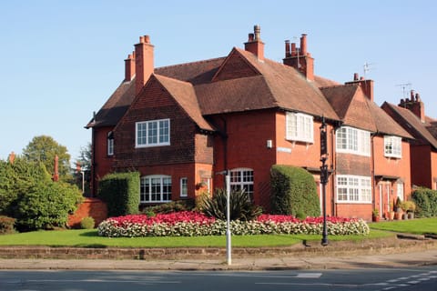 Property building, Garden, Garden view