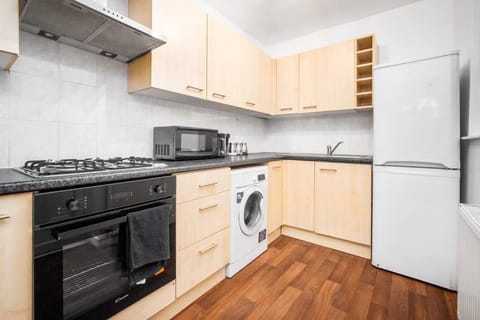 Midlands Haven - Upscale Serenity Near the City Apartment in Birmingham