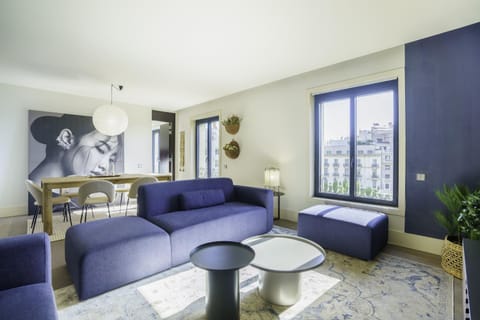 Communal lounge/ TV room, Living room