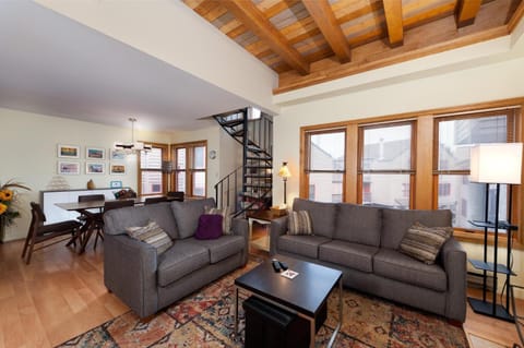 2 2 Ferringway 17 House in Durango