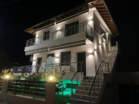 Diamond Light Apartments Apartment in Nikiti