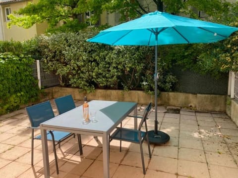 Day, Garden, Dining area, Garden view