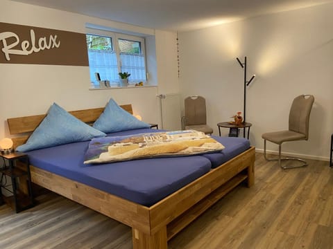 Seating area, Bedroom