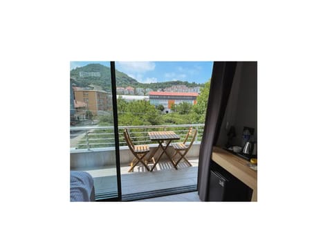 Balcony/Terrace, Dining area