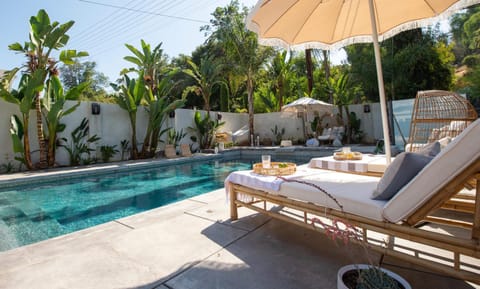 Balcony/Terrace, Swimming pool