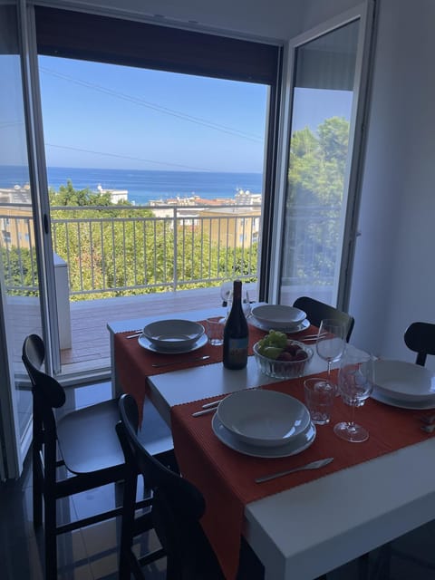 Balcony/Terrace, Kitchen or kitchenette, kitchen