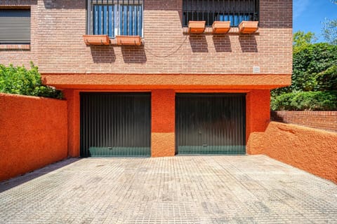 L Casa Cafe Madrid El plantio Calle segundo anca 11 madrid 28023 Bed and Breakfast in Madrid