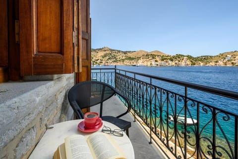 Natural landscape, Balcony/Terrace, Sea view
