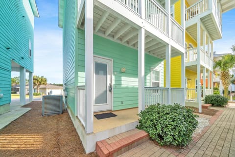 Summer Towne Cottages #8 - Sea-Questered House in Panama City Beach