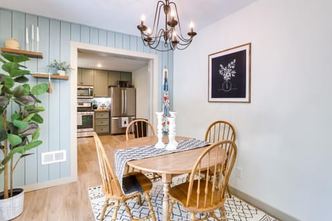 Pet-Friendly Alabama Retreat with Deck and Patio! House in Alabama