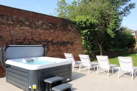 Hot Tub
