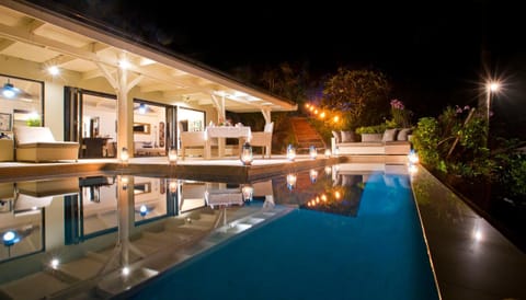 Night, Balcony/Terrace, Swimming pool
