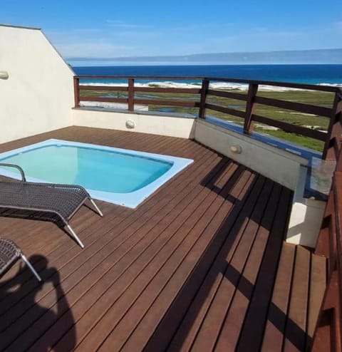 Triplex Cabo Frio Apartment in Cabo Frio