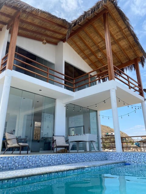 Property building, Balcony/Terrace, Swimming pool
