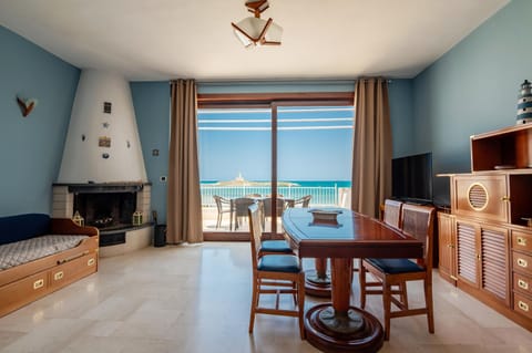 View (from property/room), Dining area, air conditioner