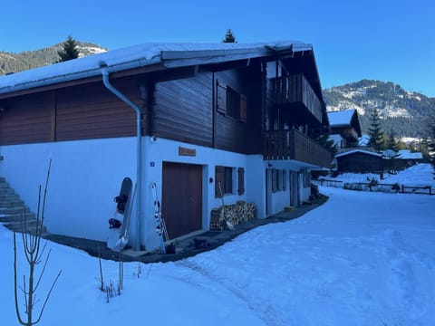 Les Sapins - Welcoming chalet for 14p with hot tub House in Châtel