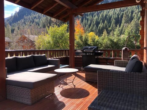 Les Sapins - Welcoming chalet for 14p with hot tub House in Châtel