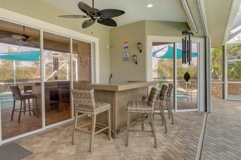 Grill-Chill-Splash Your Port Charlotte Paradise! House in Port Charlotte