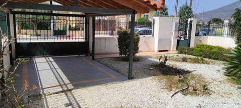 Natageo House in Euboea